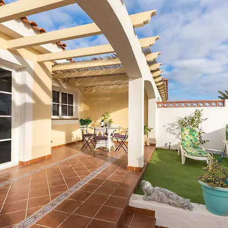 Coquetas Optical Fiber Villa *